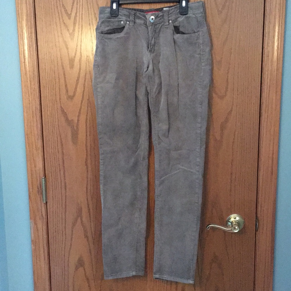 Skinny style cords